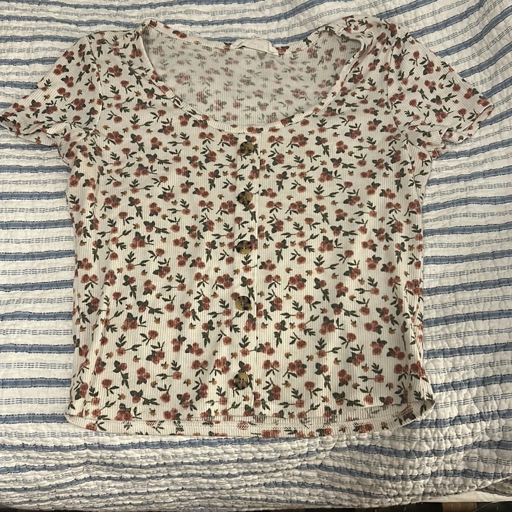 Floral top